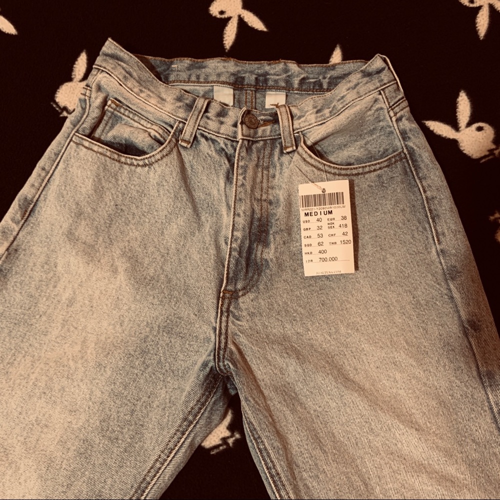 High Waisted Jeans